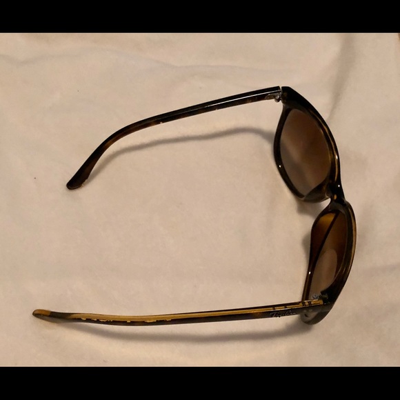 RayBan- Gorgeous Authentic Celeb Style Sunglasses - Picture 4 of 6